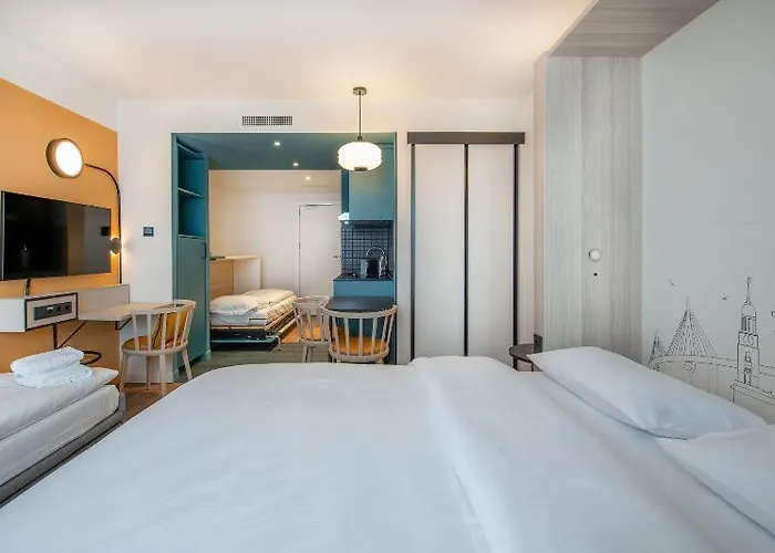 Adagio Access Hamburg