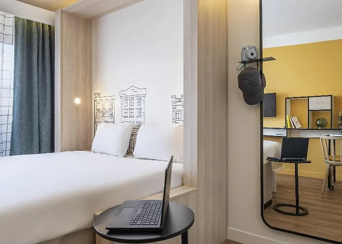 Adagio Access Hamburg