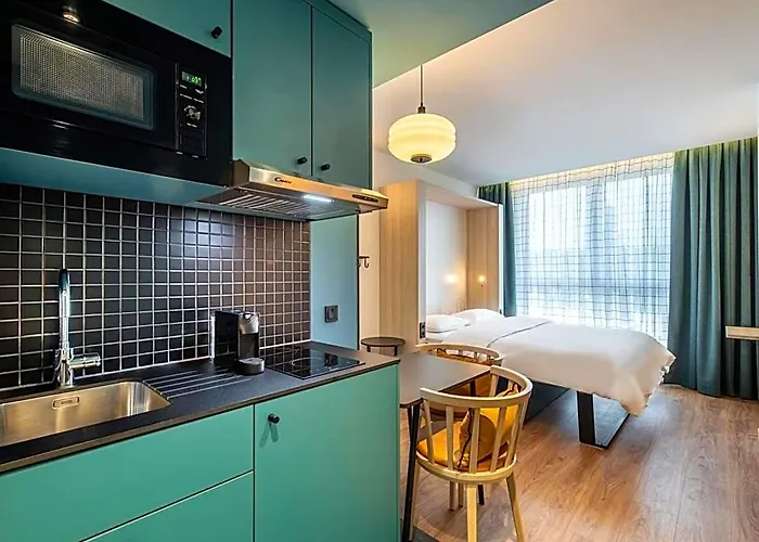 Adagio Access Aparthotel 3*